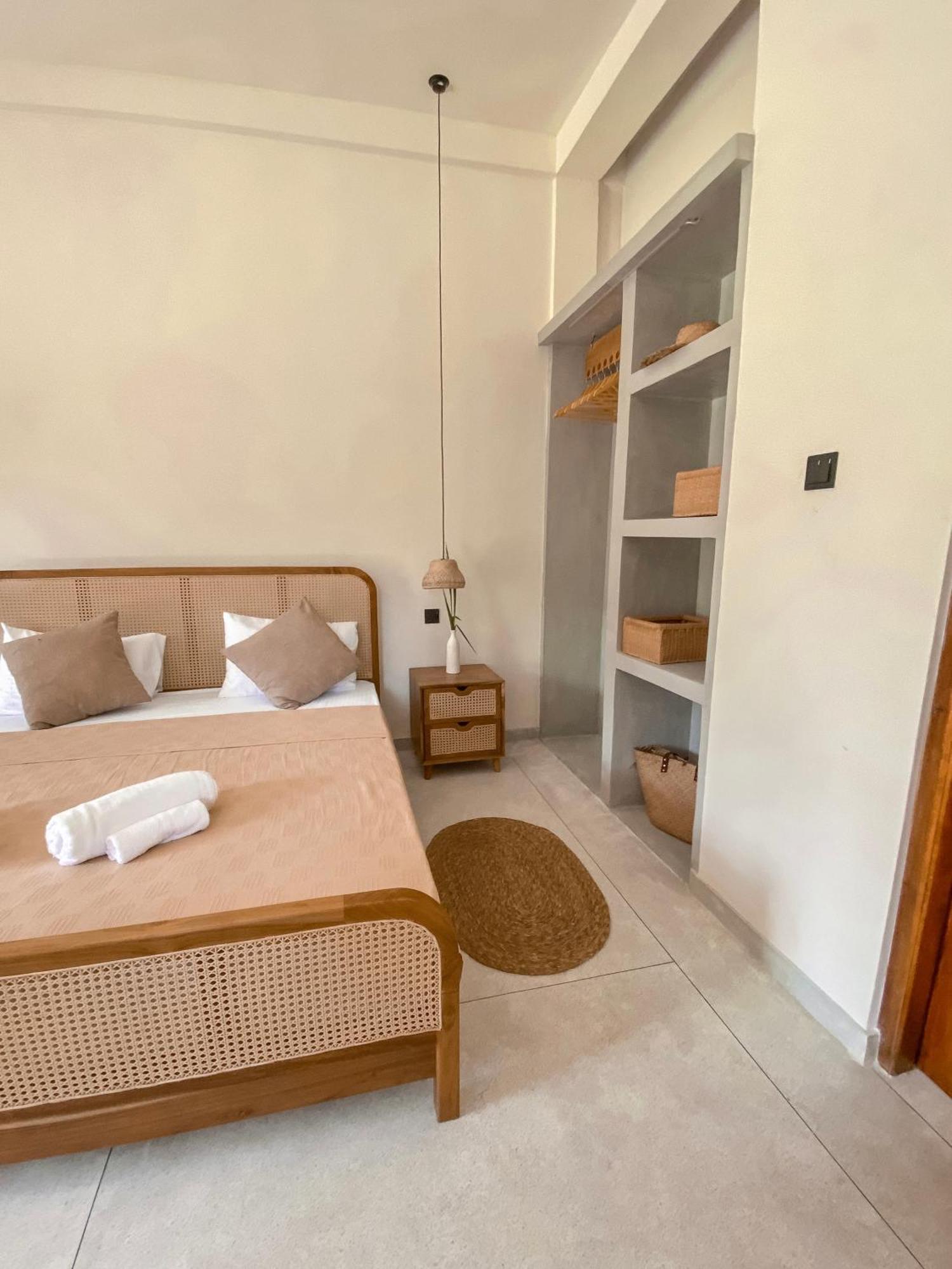The Palm Private Cottages Midigama East Esterno foto