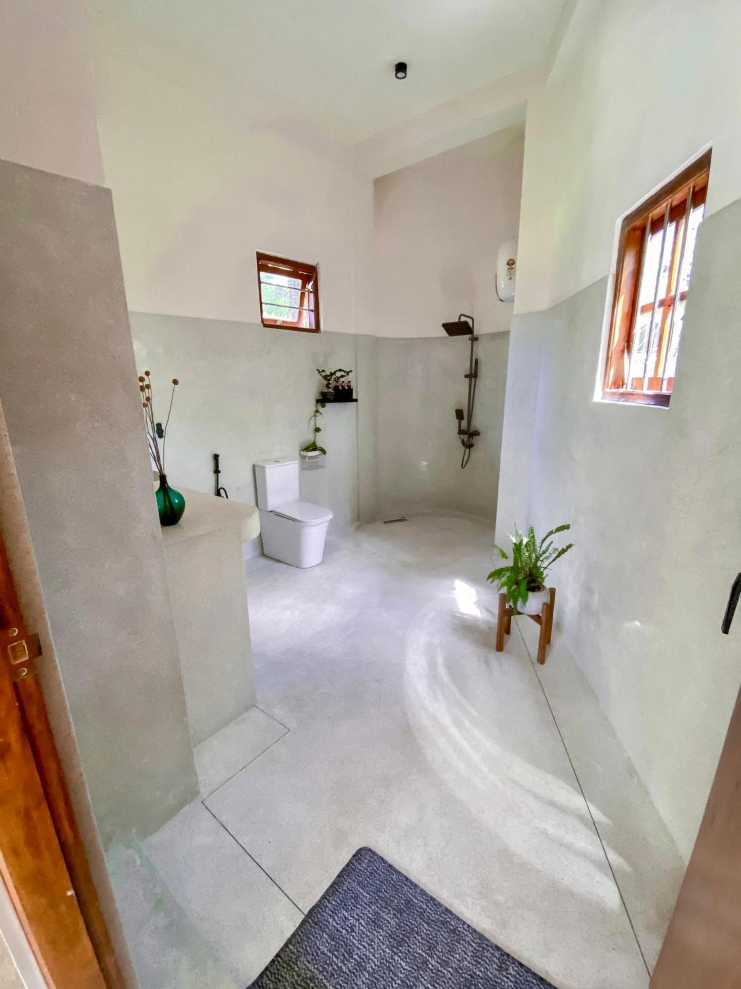 The Palm Private Cottages Midigama East Esterno foto