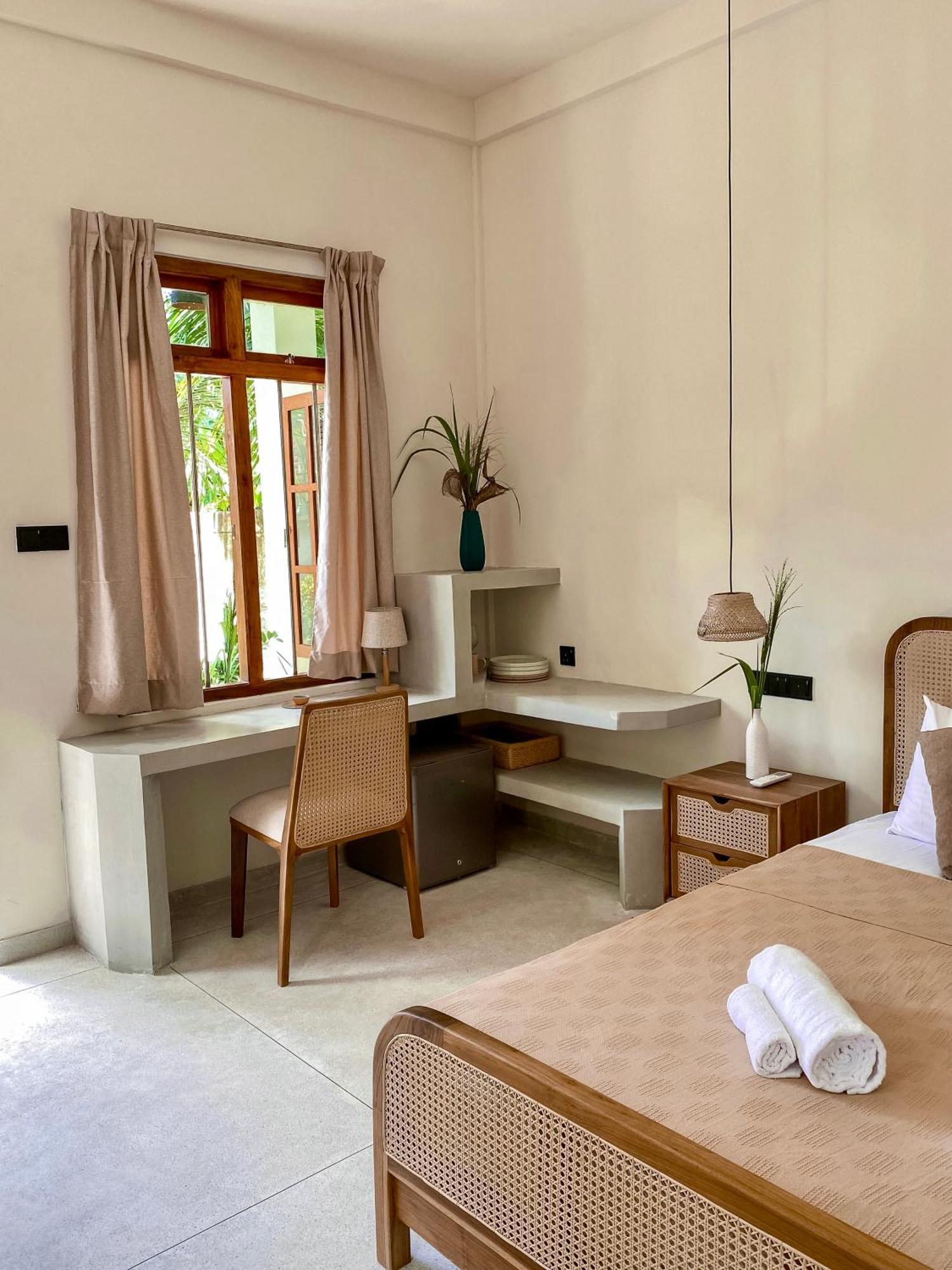 The Palm Private Cottages Midigama East Esterno foto